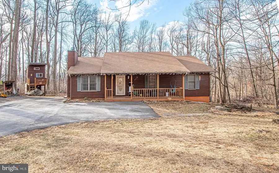 173 Red Robin Ln, Linden, VA 22642 - Image #3