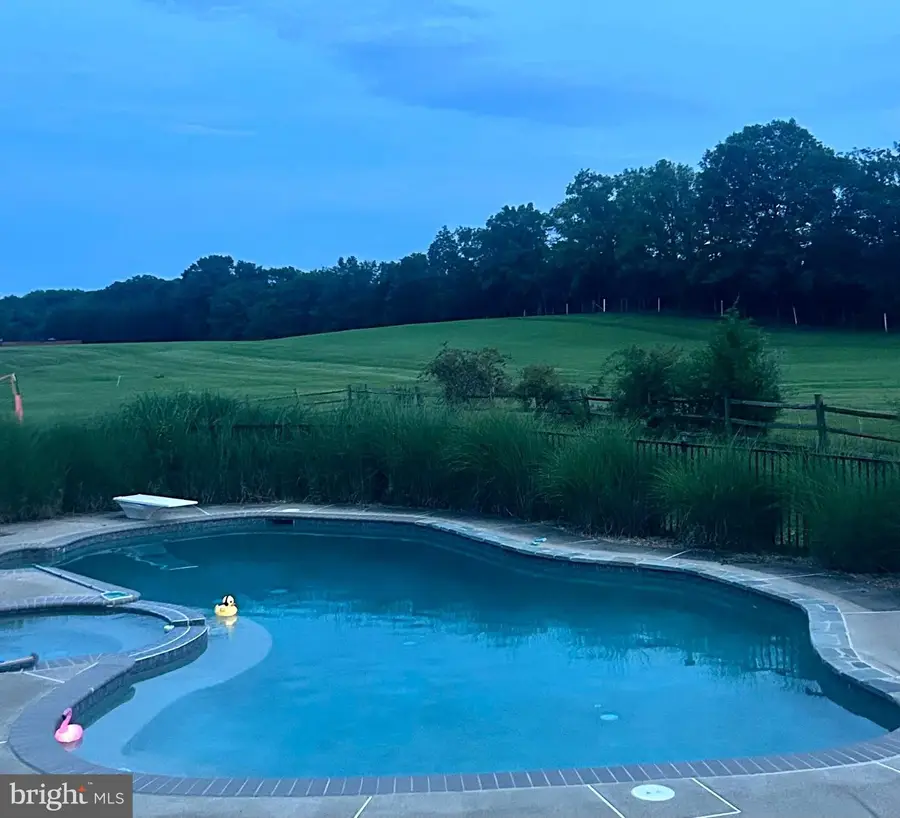 4 Jackson Pl, Middletown, VA 22645 - #3