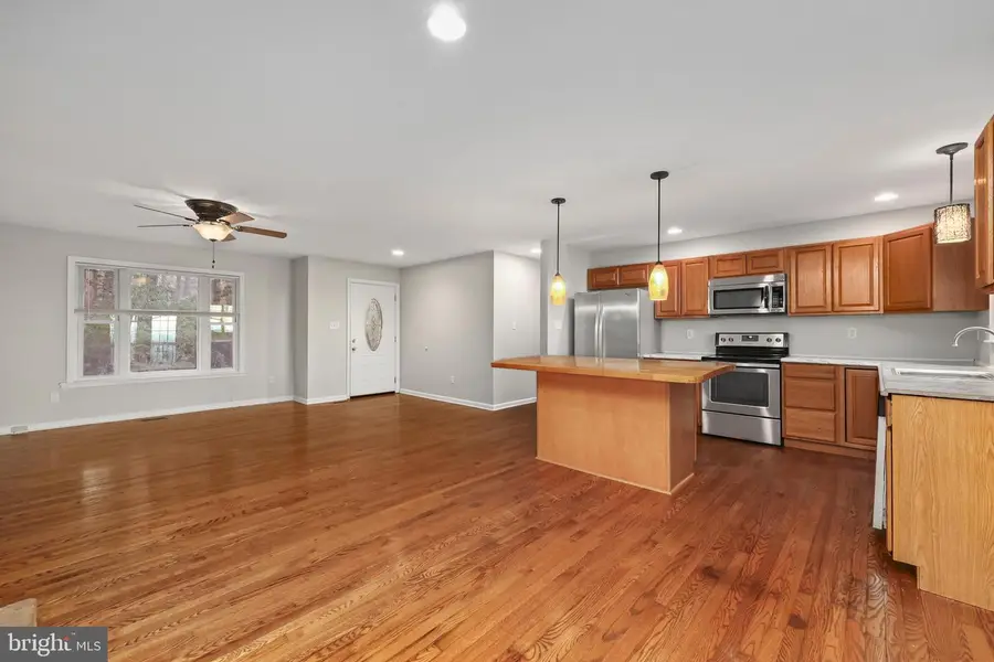 415 Inca Rd, Linden, VA 22642 - #2