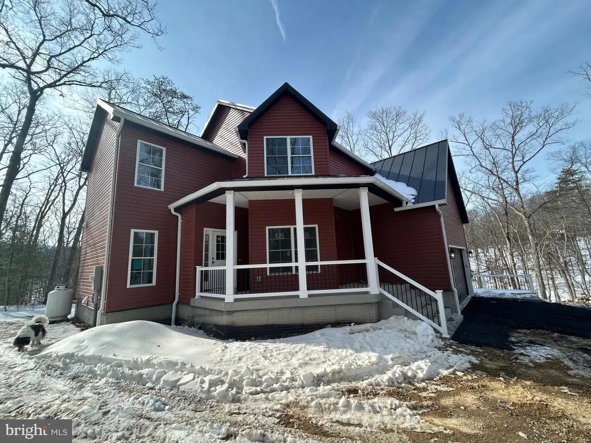 220 Lakeland Cir, Middletown, VA 22645 - #1