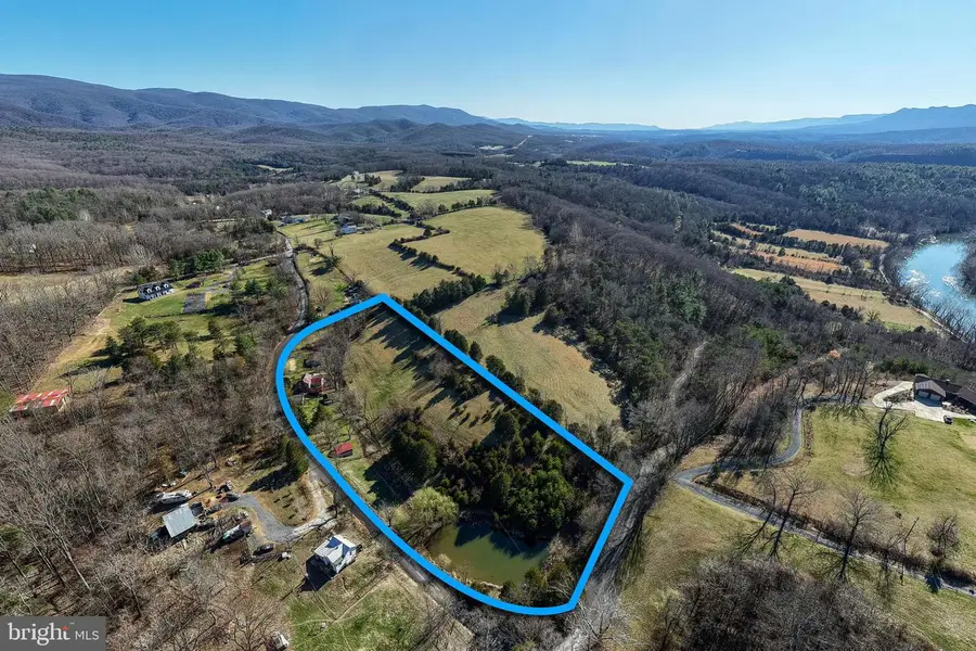 903 Rocky Hollow Rd, Bentonville, VA 22610 - #3