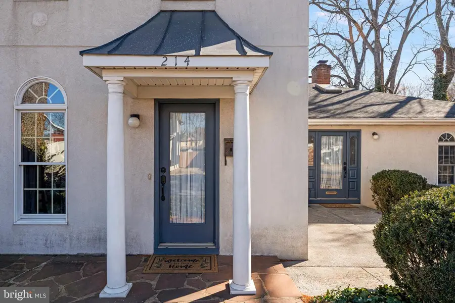 214 S Royal Ave, Front Royal, VA 22630 - #3