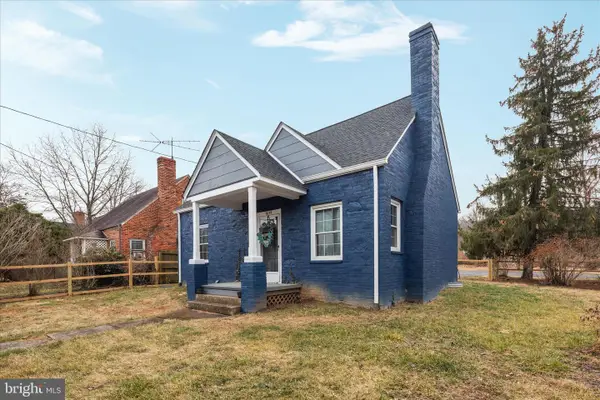 5655 Strasburg Rd, STRASBURG, VA 22657