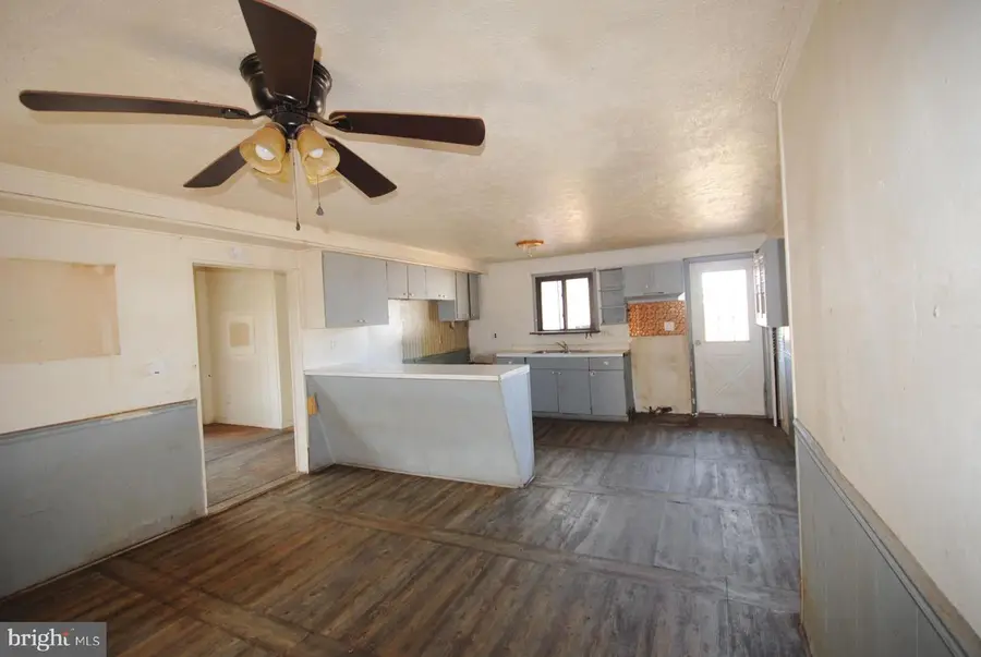 411 Cardinal Dr, Front Royal, VA 22630 - #3