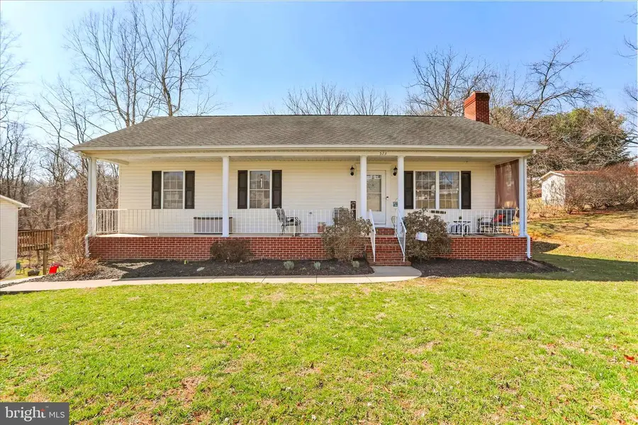 573 Lewis St, Front Royal, VA 22630 - #3