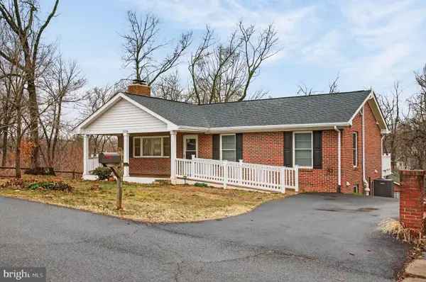 1116 Summit Ave, FRONT ROYAL, VA 22630