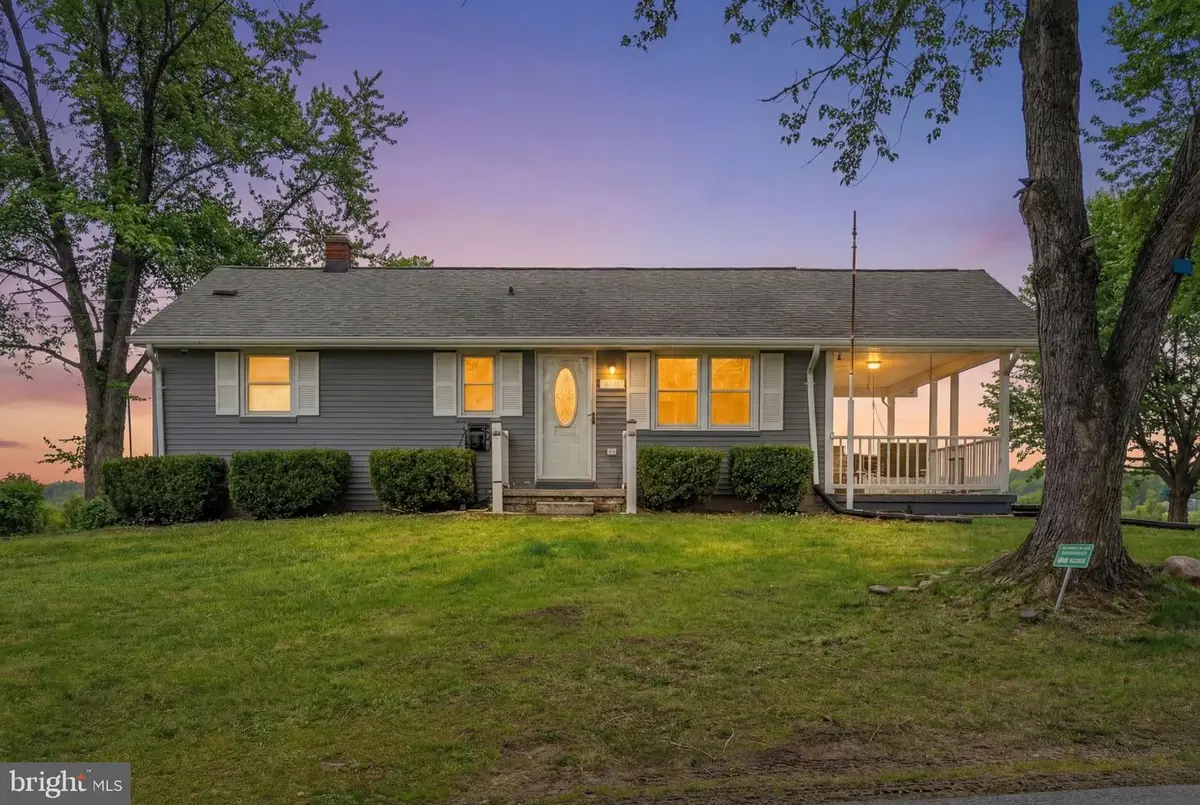 110 Bucks Mill Rd, Strasburg, VA 22657 - #1