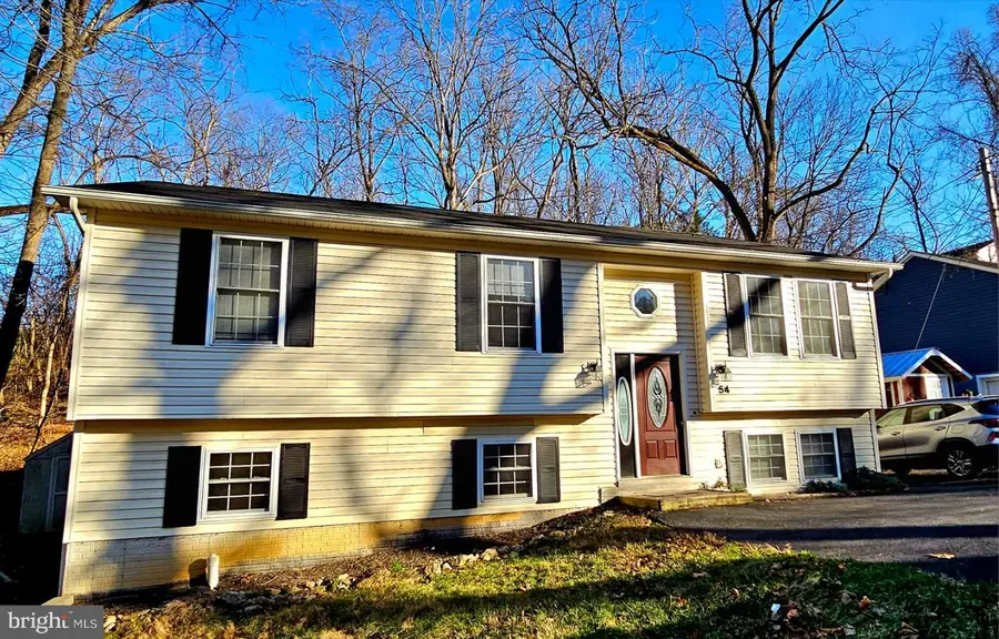 54 Magnolia Dr, Front Royal, VA 22630 - #3