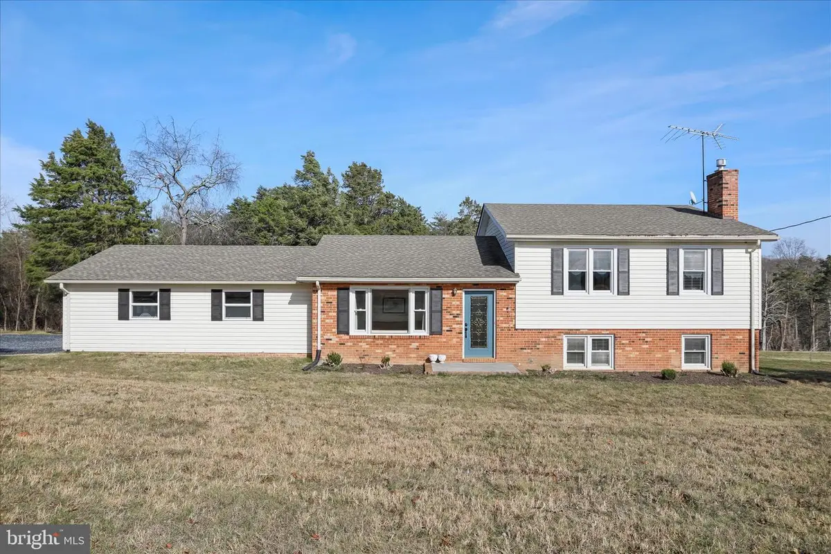 1832 Ridgeway Rd, Front Royal, VA 22630 - #1