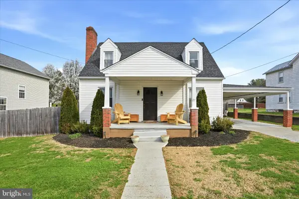 27 12th W, FRONT ROYAL, VA 22630