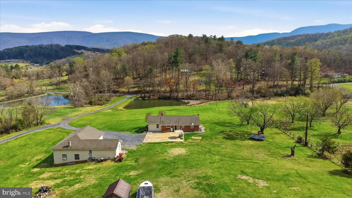 4001 Bentonville Rd, Bentonville, VA 22610 - #1