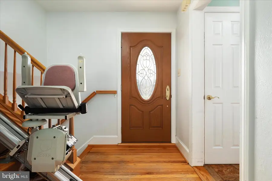 1048 Wine St, Front Royal, VA 22630 - #3