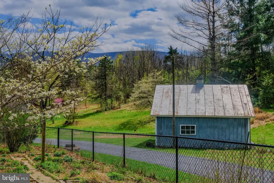 104 Wesley Ln, Browntown, VA 22610 - #2