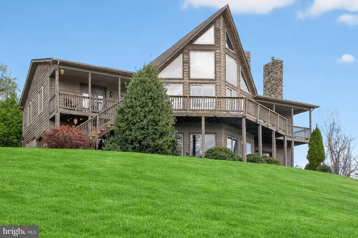 230 Vista Manor Dr, Front Royal, VA 22630 - #1