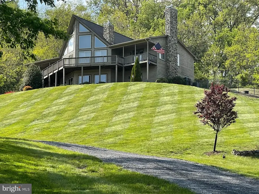 230 Vista Manor Dr, Front Royal, VA 22630 - #2