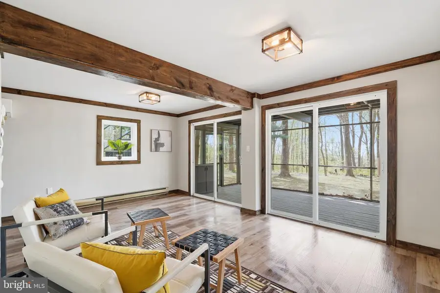 52 Hickory Nut Rd, Linden, VA 22642 - #3