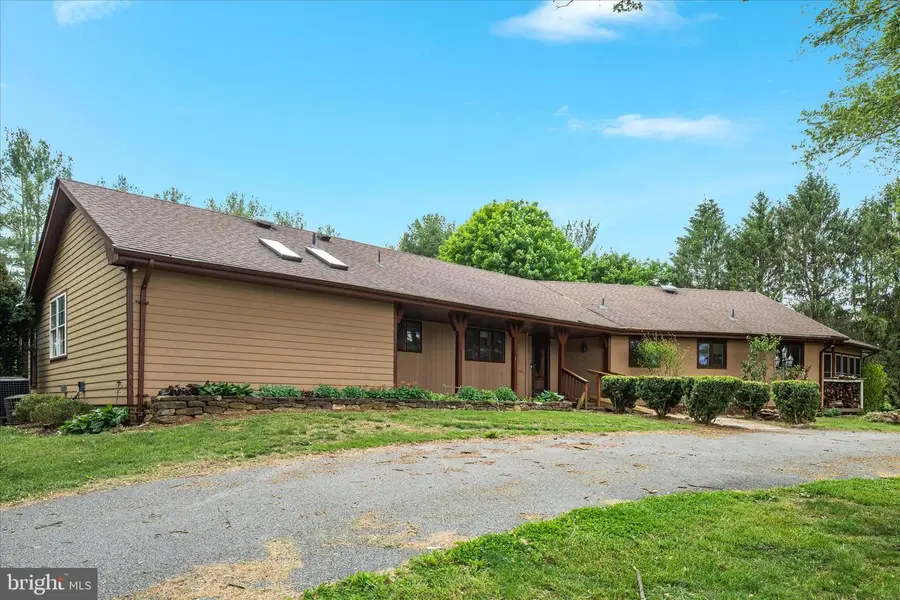 263 Bowling Green Rd, Front Royal, VA 22630 - #2