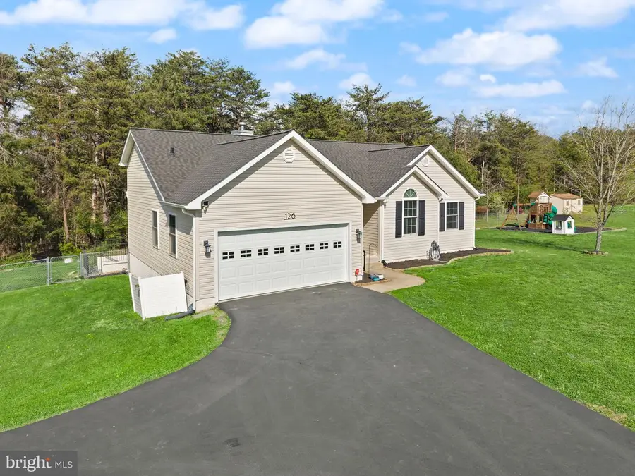 126 Fox Chase Dr, Front Royal, VA 22630 - #3