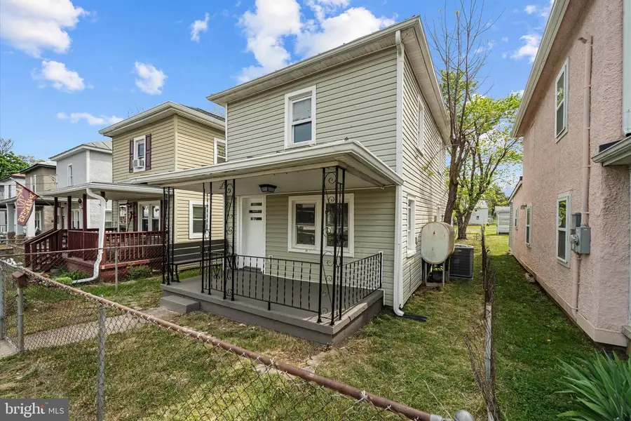 316 Ritenour St, Front Royal, VA 22630 - #3