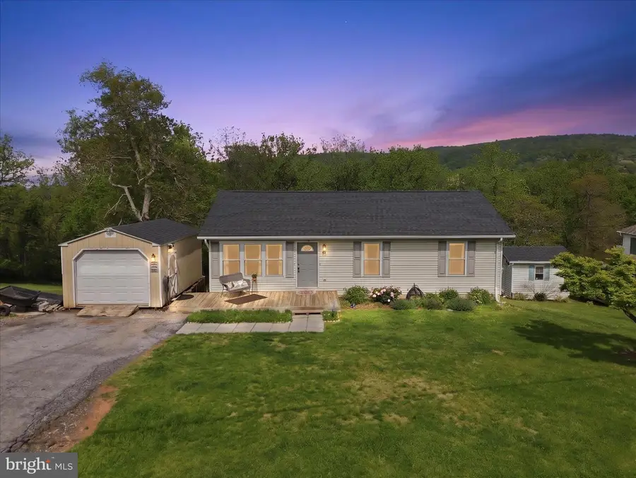 91 Granny Smith Rd, Linden, VA 22642 - #3