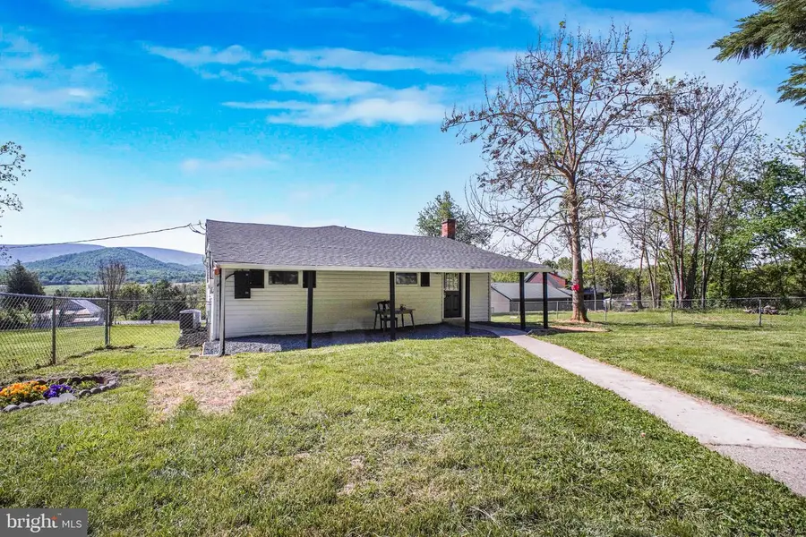 4493 Stonewall Jackson Hwy, Bentonville, VA 22610 - #2