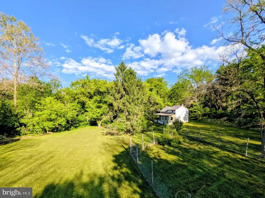 189 Piedmont Orchard Rd, Linden, VA 22642 - #2