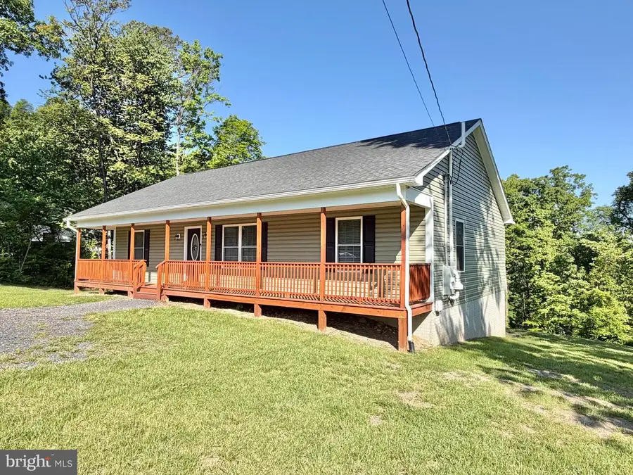 643 Pine Ridge Dr, Front Royal, VA 22630 - #2