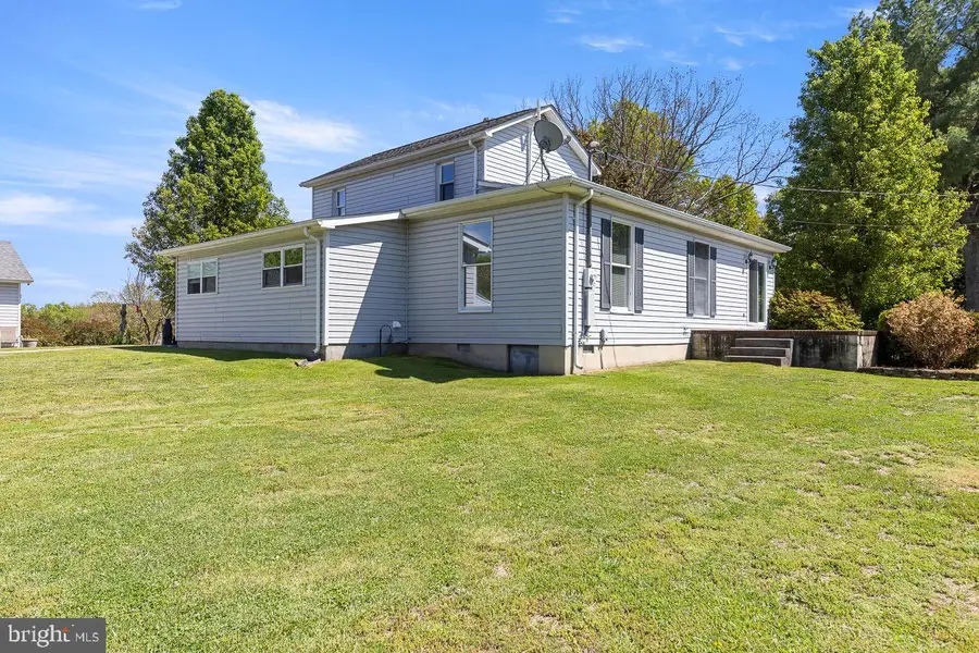 485 Esteppe Rd, Front Royal, VA 22630 - #3