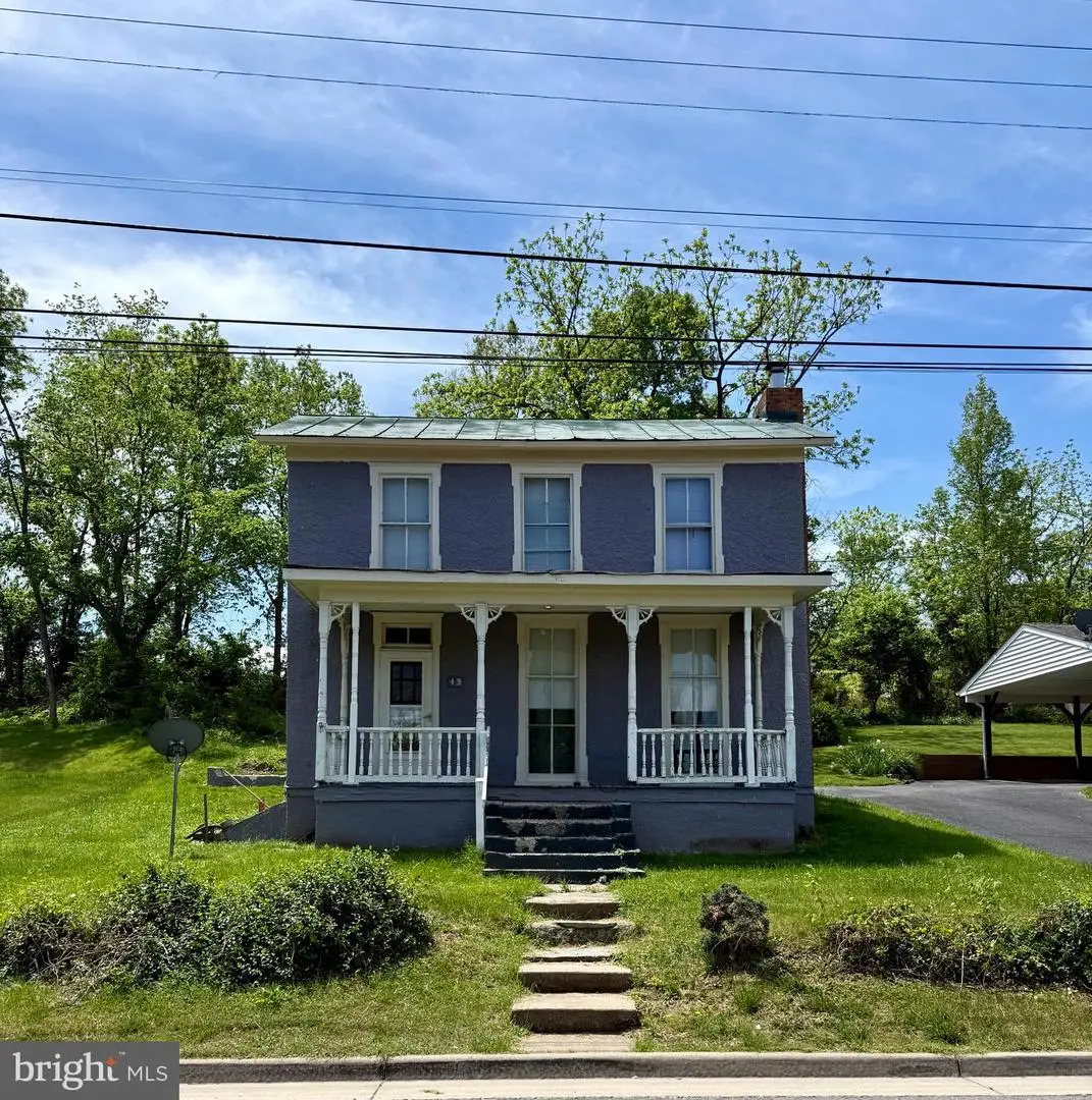 49 W Duck St, Front Royal, VA 22630 - #1