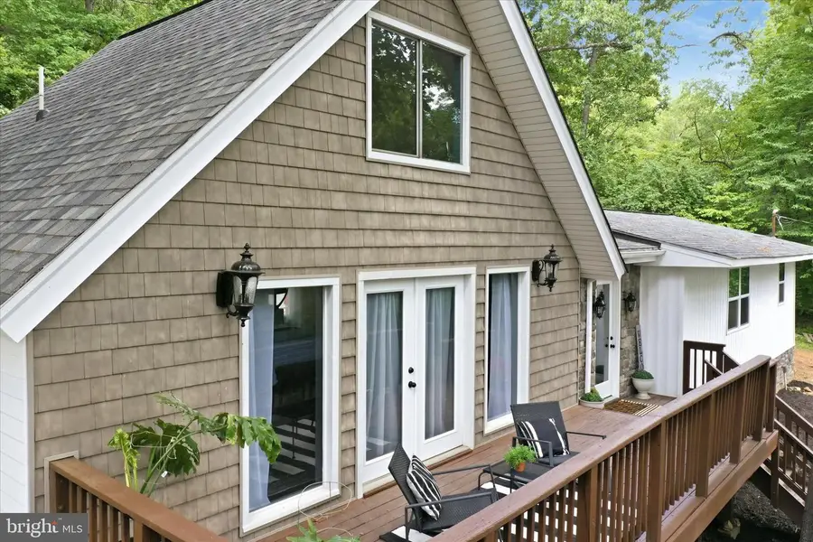 557 Golden Russet Dr, Linden, VA 22642 - #3
