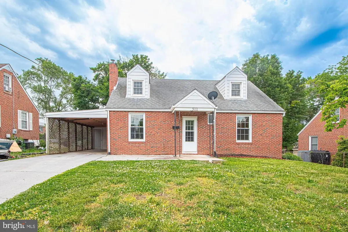 511 Happy Creek Rd, Front Royal, VA 22630 - #1