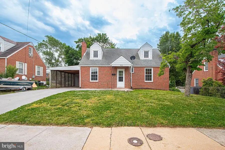 511 Happy Creek Rd, Front Royal, VA 22630 - #3