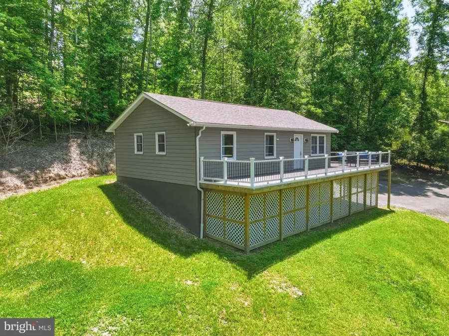 1008 Oregon Hollow Rd, Linden, VA 22642 - #3
