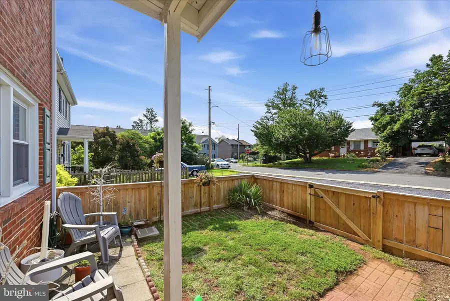 132 Scott St, Front Royal, VA 22630 - #3