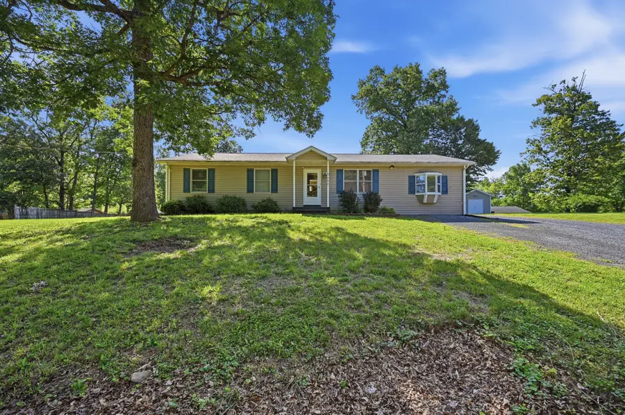 686 Rollason Dr, Front Royal, VA 22630 - #2
