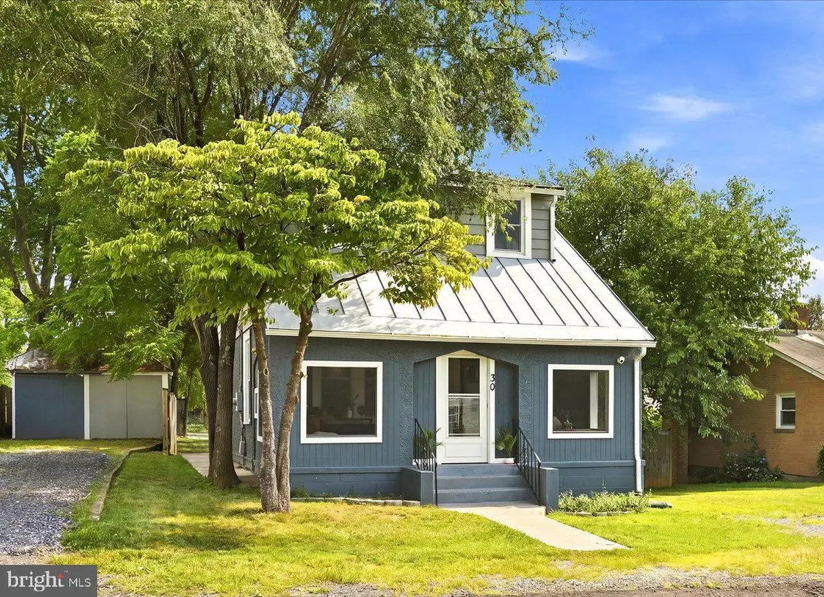 30 W 12th St, Front Royal, VA 22630 - #1