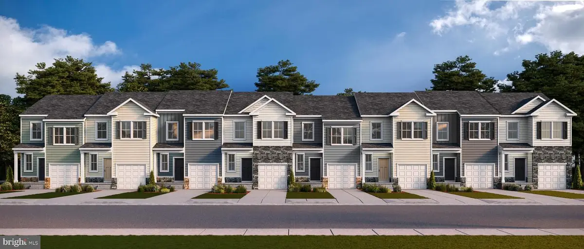 20 W Strasburg Rd, Front Royal, VA 22630 - #1