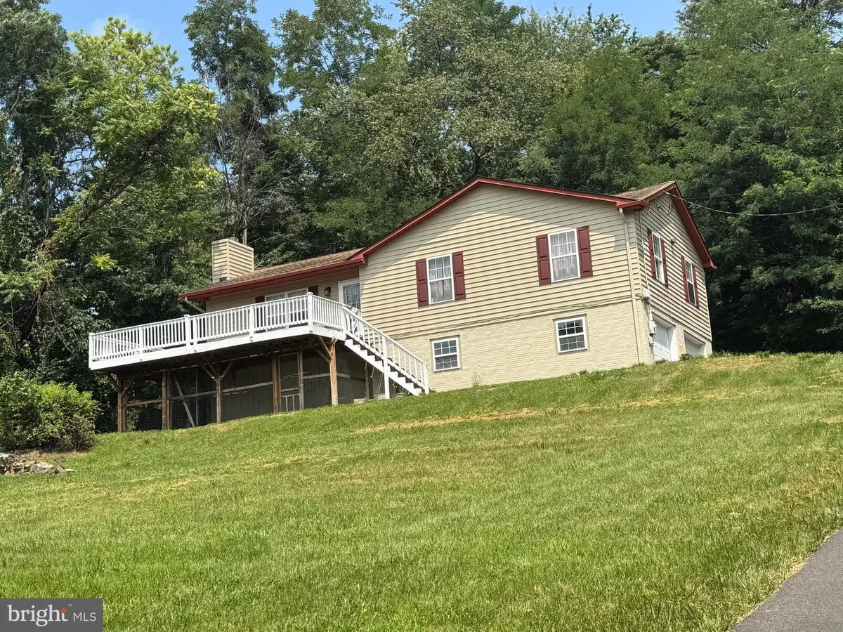 434 King David Dr, Linden, VA 22642 - #1
