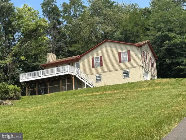 434 King David Dr, LINDEN, VA 22642