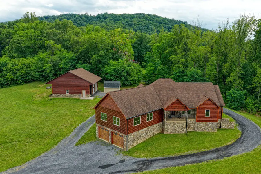1996 Buck Mountain Rd, Bentonville, VA 22610 - #2