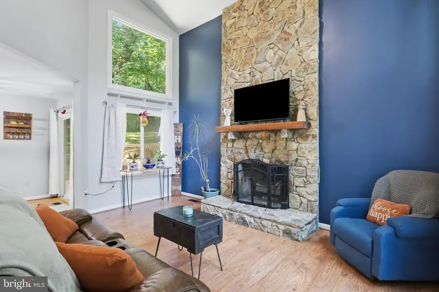 72 Long View Rd, Linden, VA 22642 - #2