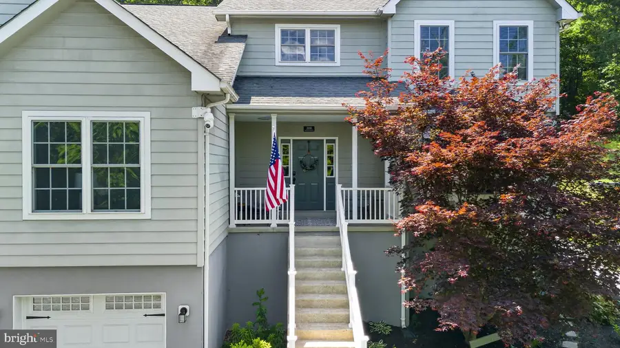 208 Markham Farm Rd, Front Royal, VA 22630 - #2
