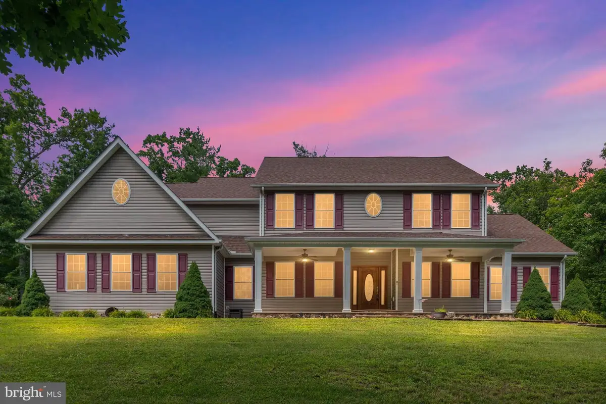 228 Mercys Dr, Middletown, VA 22645 - #1