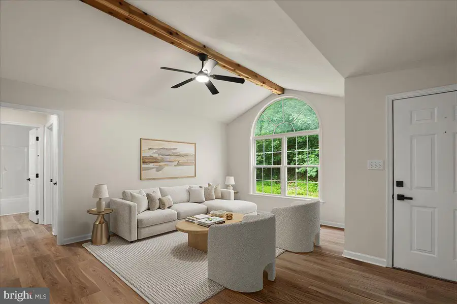 94 Tee Ct, Linden, VA 22642 - #2