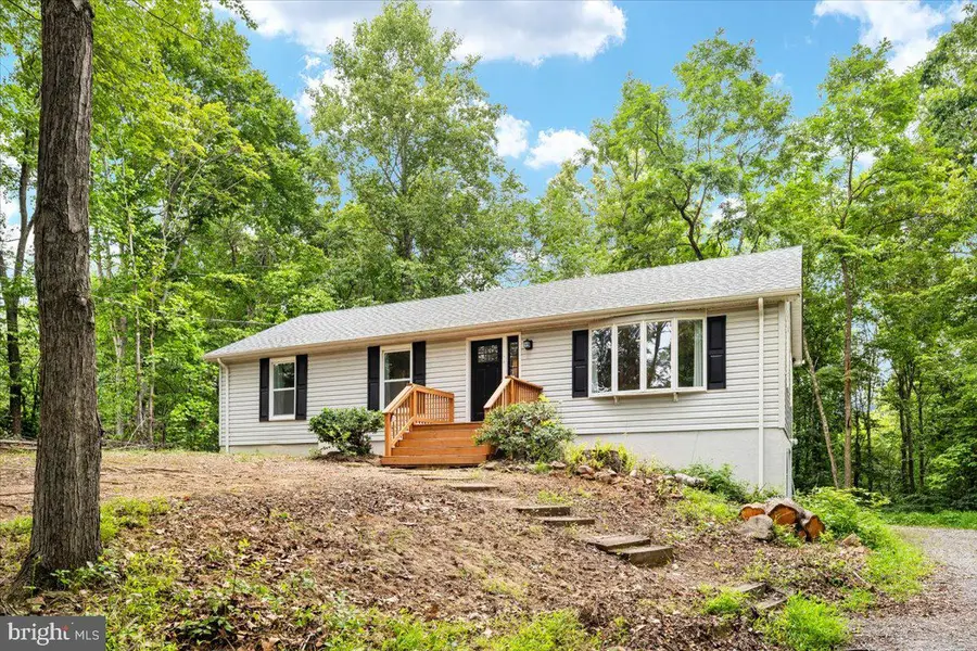 208 Mountain Lake Dr, Front Royal, VA 22630 - #2