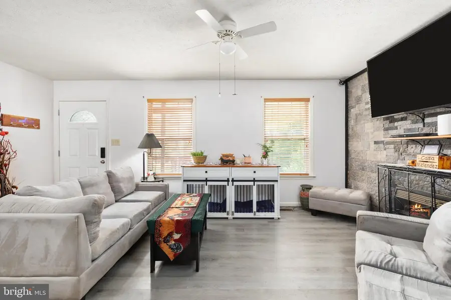 107 Tee Ct, Linden, VA 22642 - #3