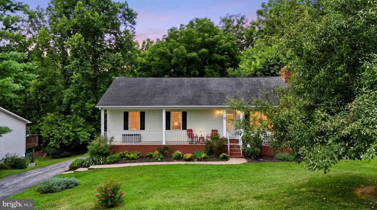 573 Lewis St, Front Royal, VA 22630 - #1