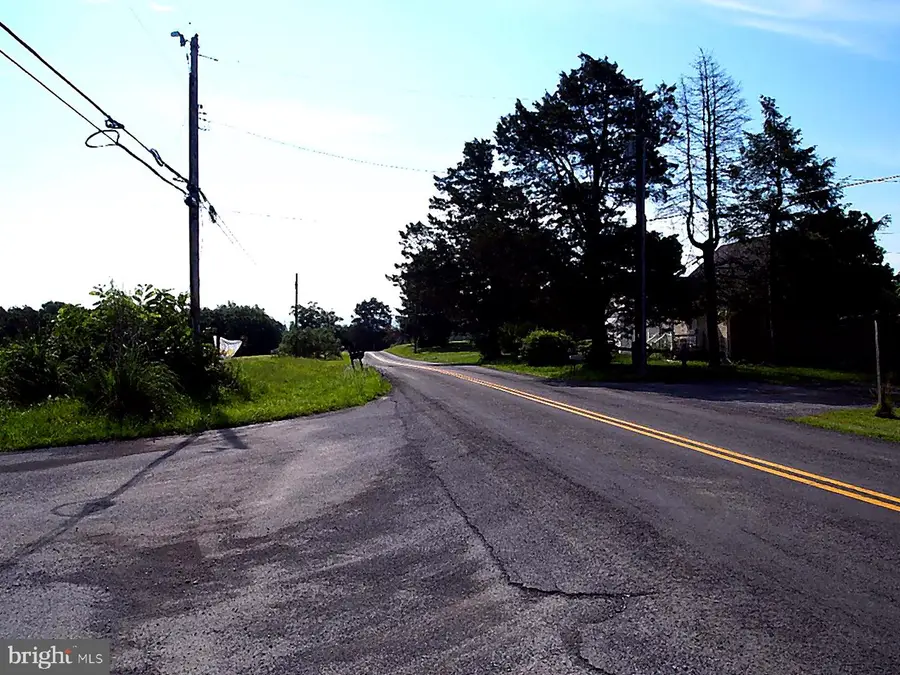 105 Ridgemont Rd, Middletown, VA 22645 - #3