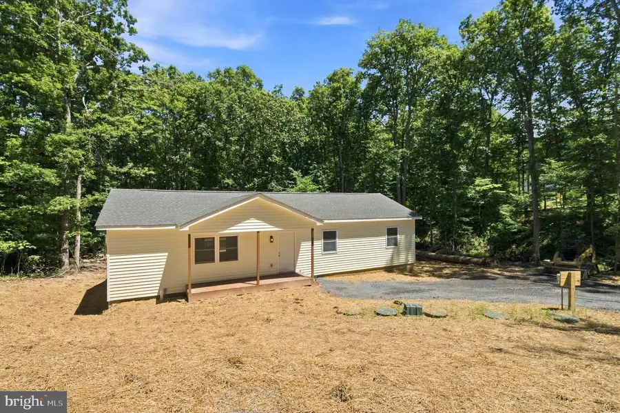 135 Yarnell Ct, Front Royal, VA 22630 - #2