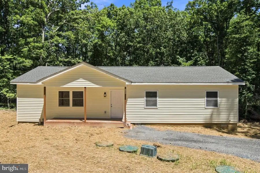 135 Yarnell Ct, Front Royal, VA 22630 - #3